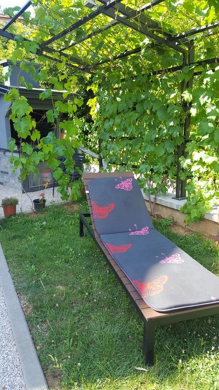 Rogic Apartment Lovran Exterior photo